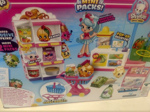 Shopkins Season 10 Pick 'N' Pack Small Mart Playset