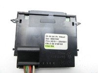 VW Phaeton 3D 02-07 Schalter für Luftklappe Rechts Hinten VW Phaeton 3D 02-07 02.09.2004 3D0919816B 90151-228 gebraucht Vorschau 3
