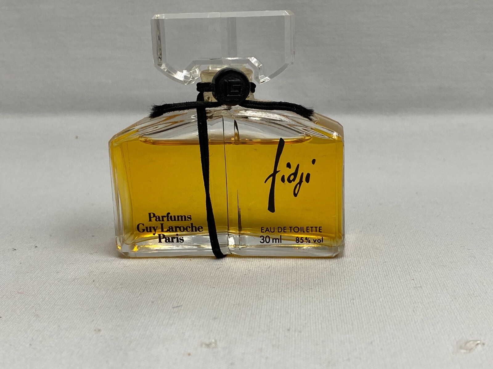 ギーラロッシュ　フィジー ヴィンテージ　香水4本　フィジー デュ ソワール Amazon.com: Guy Laroche Fidji, Iconic Designer Fragrance