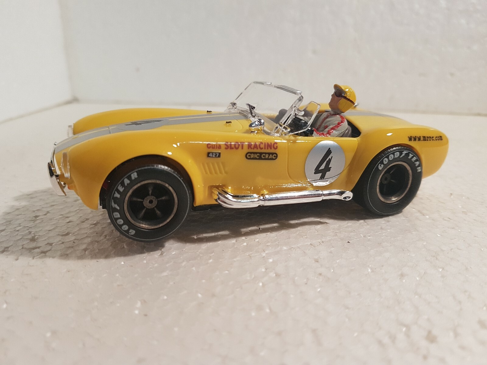 shelby COBRA 427. 1/32スロットカー Qq Mrrc Slot Car Shelby Cobra 427 S/C #4 Slot Racing Guide