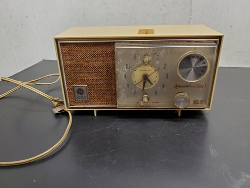 General Electric ビンテージ時計 レッド s-l1200.jpg