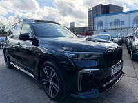 2025 BMW X7 4.4 M50i V8 SUV 5dr Petrol Auto xDrive Euro 6 (s/s) (530 ps) PETROL 