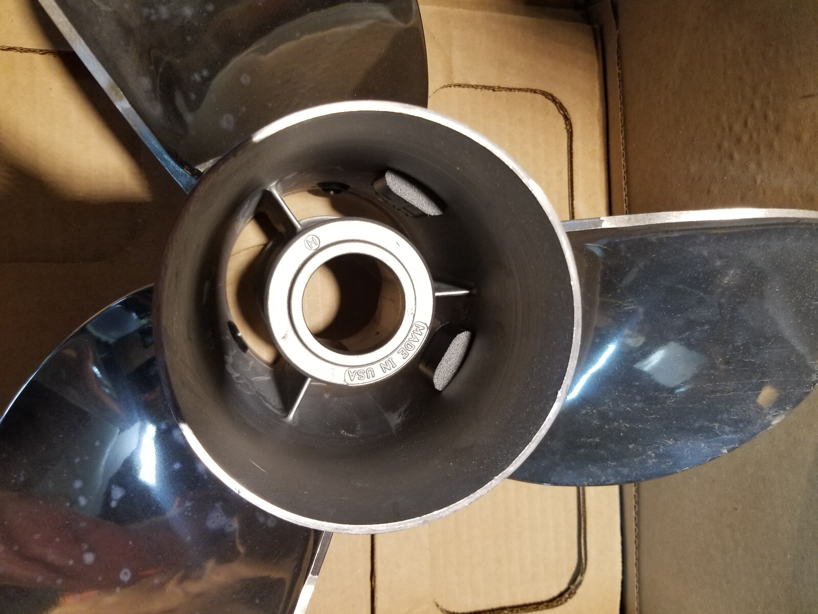 Mercury Tempest Plus Propeller 14 5/8 x 17