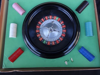 CASINO ROULETTE SET NO. 126 by H. Baron Co. New York 1950's Game