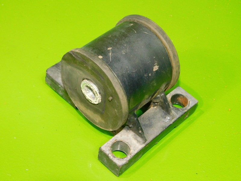 94-01 Integra GSR rear back engine K frame motor mount B18 B16