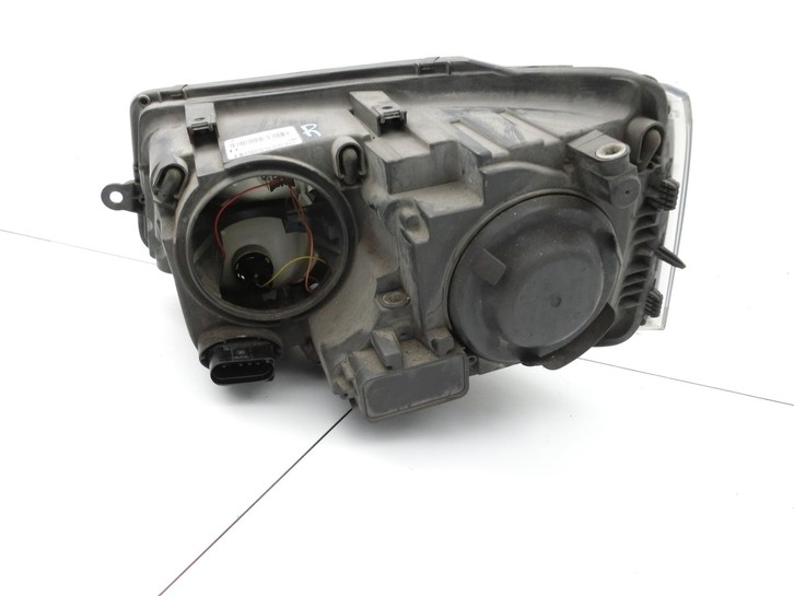 VW T5 7E 09-15 Scheinwerfer Frontscheinwerfer Rechts orig. VW T5 7E 09-15 06.06.2011 7E1941016H 030125430200... Vorschau 7
