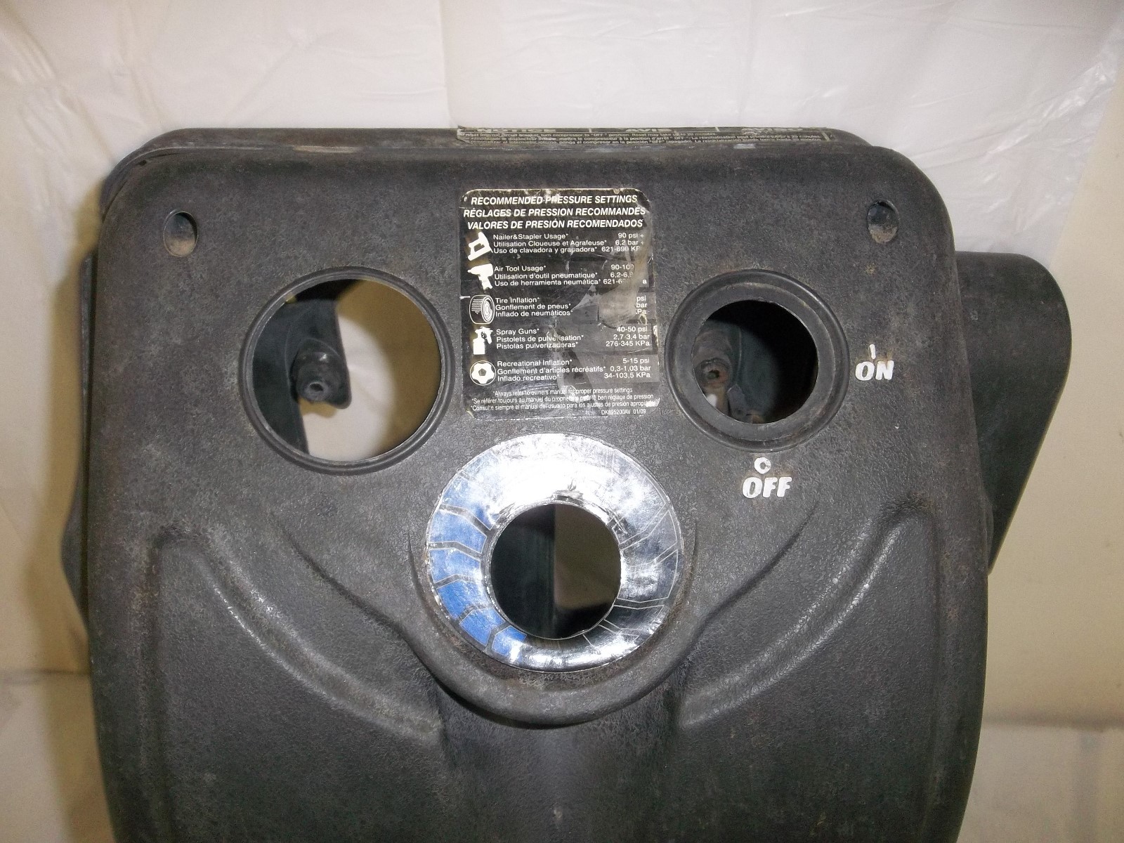 CAMPBELL HAUSFELD HM700099AV AIR COMPRESSOR SHROUD ASSEMBLY PART