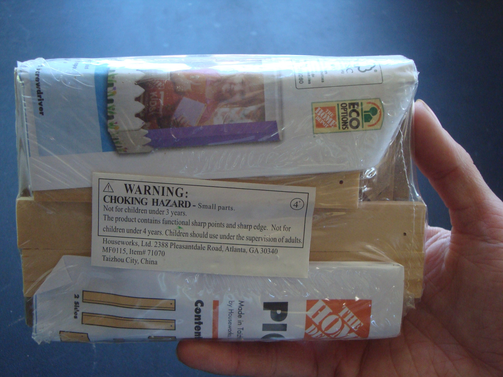 The Home Depot Kids Workshops Picket Fence Photo Frame Wood Craft Kit DIY