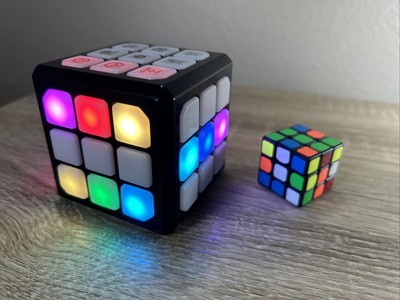 Winning Fingers Flashing Cube Electronic Memory Game + Mini Rubix Cube 