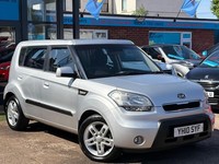 2010 Kia Soul 1.6 CRDi 2 SUV 5dr Diesel Auto Euro 4 (126 bhp) HATCHBACK Diesel A