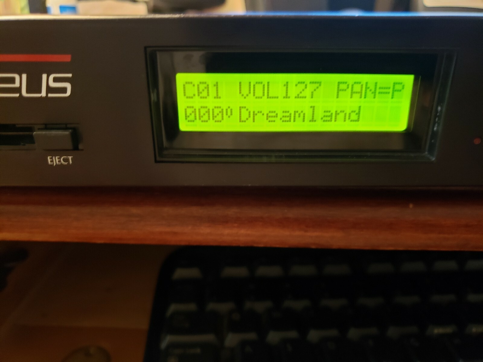 EMU ULTRA PROTEUS MODULE V2.0 W/288 Z-PLANE FILTERS + CUSTOM SOUNDS + CARD BANKS