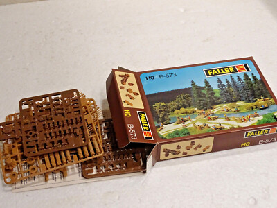 FALLER ( B-573 ) ENSEMBLE DE MOBILIER AIRE RANDONNEURS NEUF EN BOITE A MONTER HO