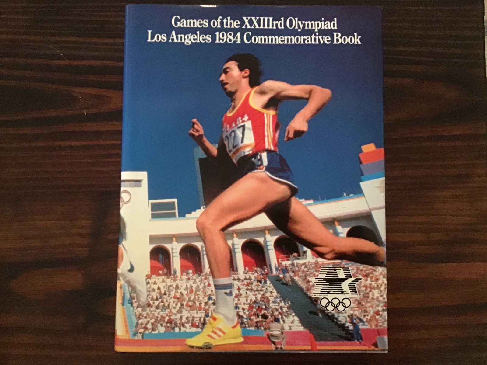 1984 Olympic book VINTAGE Signed by 1985 NBA All Stars - Michael Jordan Rookie!