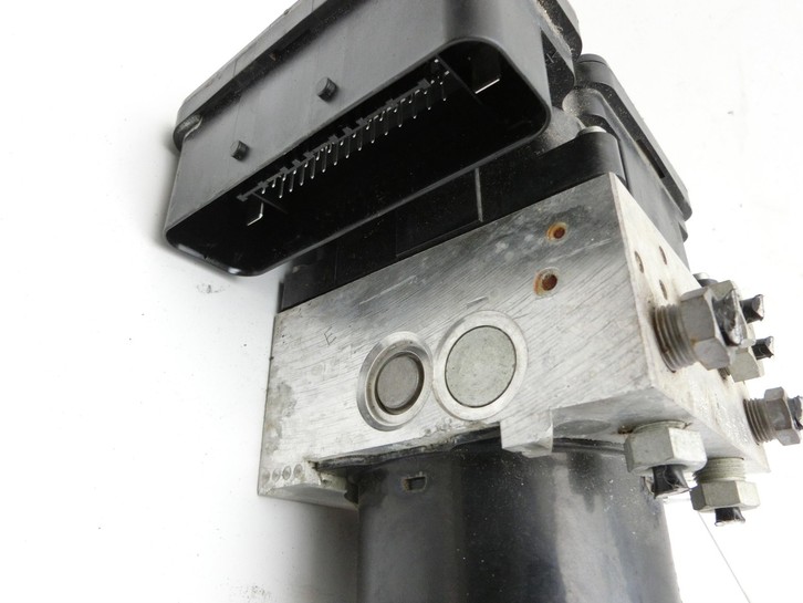 Volvo V60 I 155 10-13 ABS Steuergerät Aggregat Hydraulikblock Volvo V60 I 155 10-13 29.09.2014 31329137 P31329137... Vorschau 3
