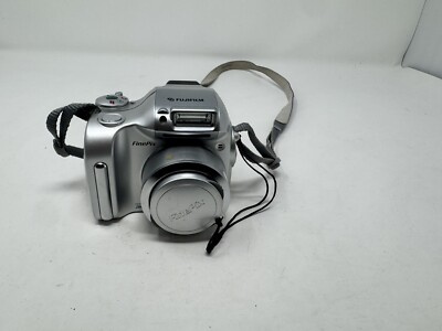 fujifilm finepix 2800 zoom Digital Camera 