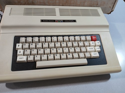 Tandy TRS-80 64K Color Computer 2 26-3127 Radio Shack W/Box Tandy TRS-80 64K Color Computer 2 26-3127 Radio Shack W/Box