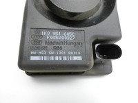 Audi A3 8P 08-13 Alarmanlage Alarm Summer Sirene Audi A3 8P 08-13 13.05.2008 1K0951605C F005V00327 gebraucht Vorschau 2