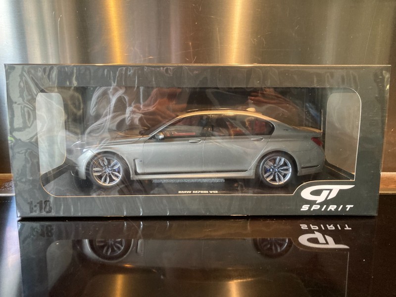 Bmw M760i V12 Final Edition Grey 1/18 Gt Spirit Gt478