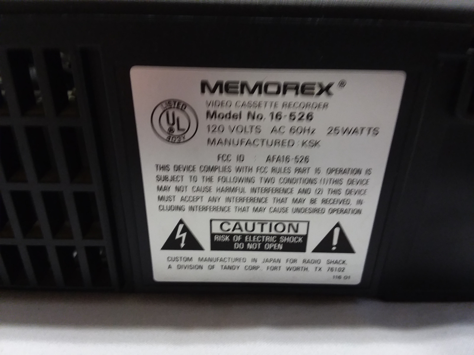 Memorex VCR 4 Head Player Recorder Model 16-526 with RCA Cable