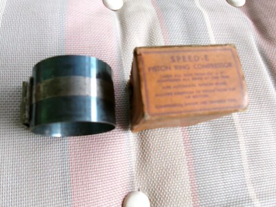 VINTAGE SPEED-E PISTON RING COMPRESSOR TOOL-2 1/2''-5'' PISTONS-NOS in BOX