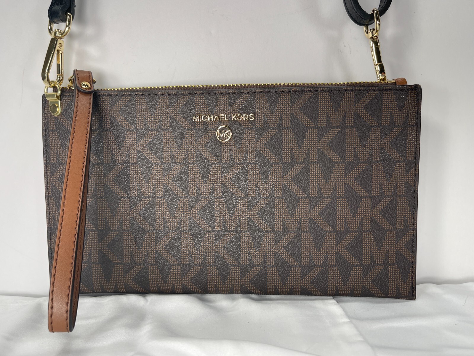MICHAEL KORS-TODAY NWT $137.00-MSRP $198.00-SAFE CELL MICHAEL KORS-TODAY NWT $137.00-MSRP $198.00-SAFE CELL