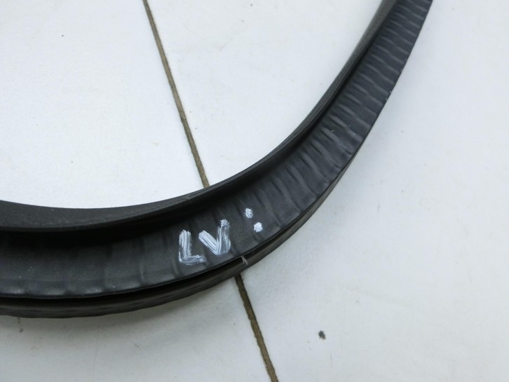 Mercedes CLA 180 C117 13-19 Coupe Dichtung für Rahmen Tür Links Vorne Mercedes CLA 180 C117 13-19 15.12.2016... Vorschau 4
