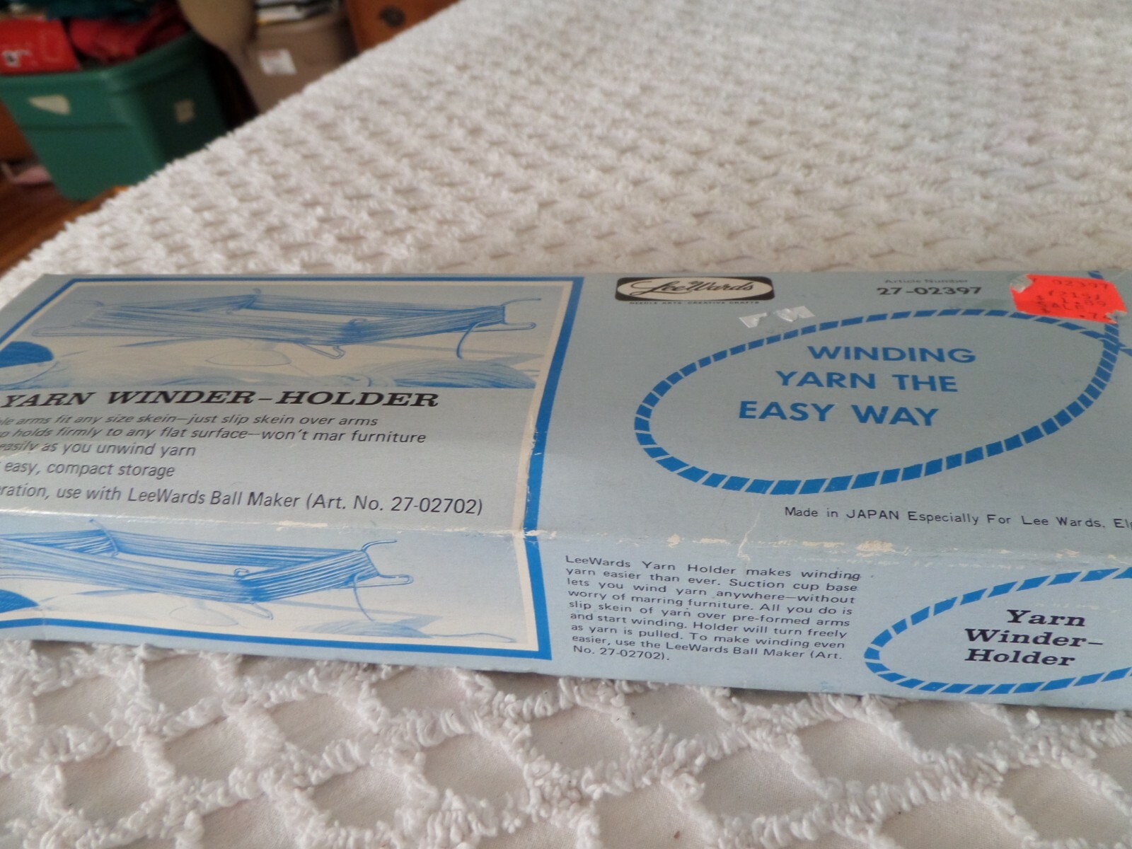 Vtg Lee Wards Yarn Winder-Holder with box