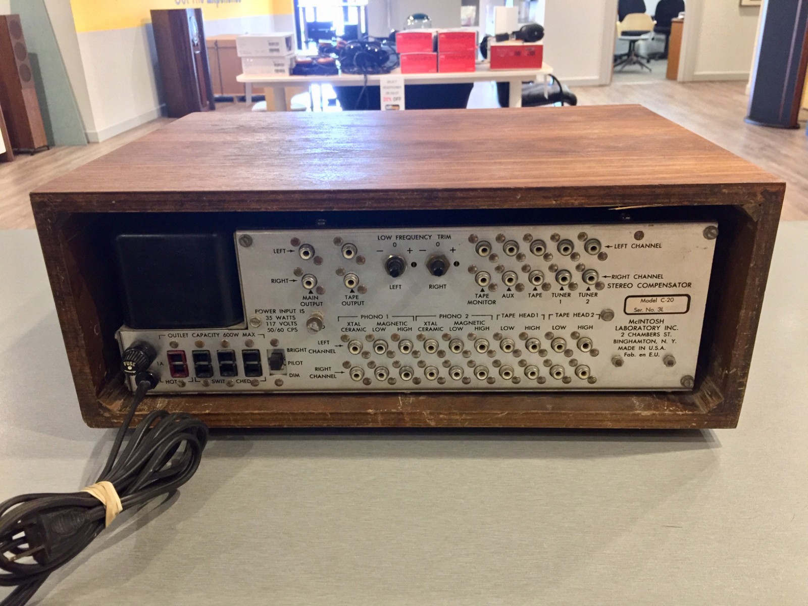 *VINTAGE + WORKING* McIntosh C-20 Preamplifier + Original Cabinet