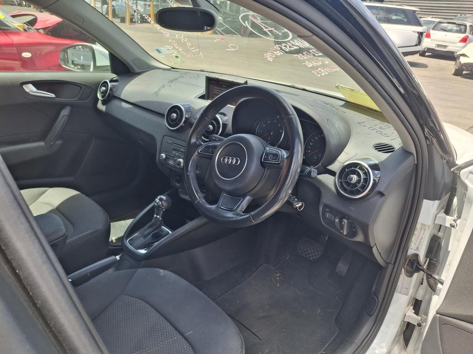 AUDI A1 2010-2018 LEFT GUARD A1/S1, 8X, 12/10-10/18 - thumbnail 5