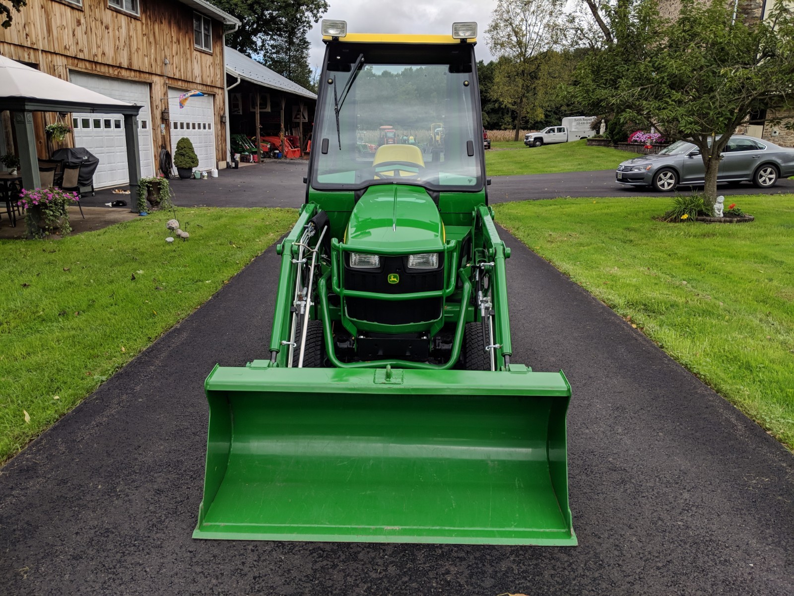 2013 John Deere 1026R Tractor H120 Loader Curtis Cab