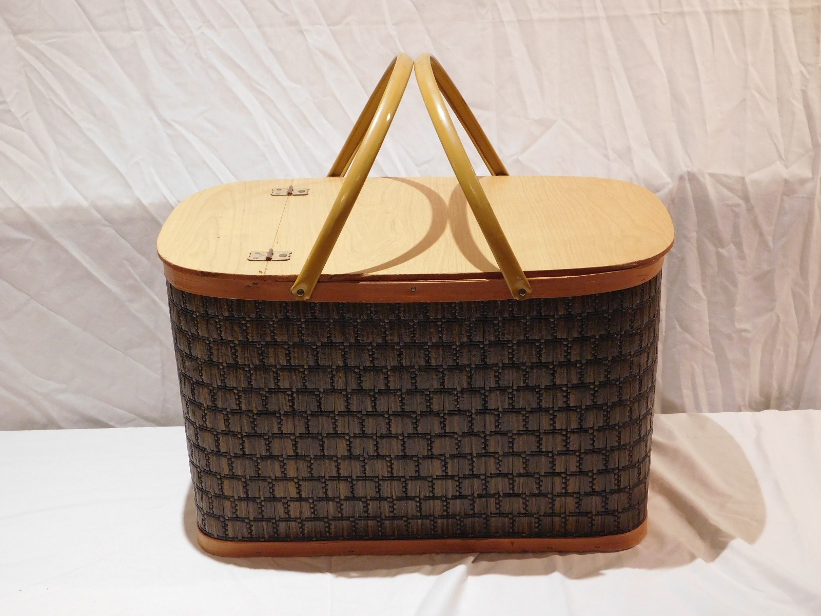 Vintage Wicker Picnic Basket w/ Folding Metal Arms
