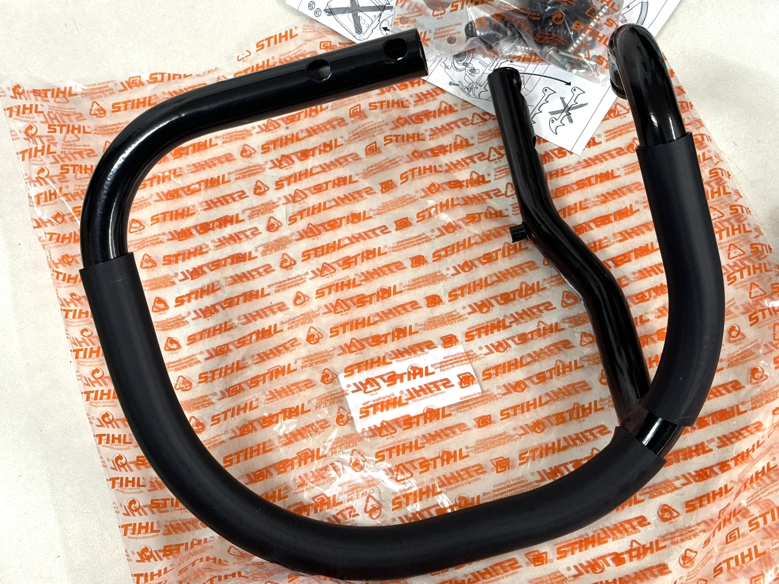 STIHL OEM SET WRAP HANDLEBAR 1140 007 1012 MS362 R MS400 SIDE COVER 11356640500 - Picture 3 of 9