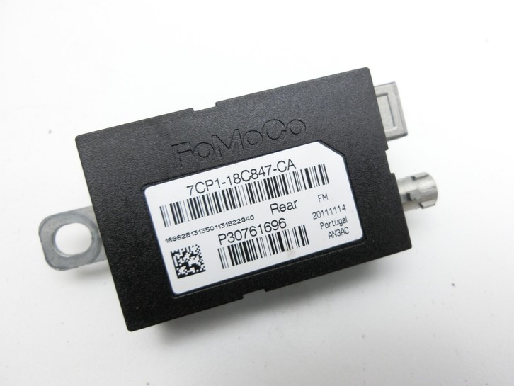 Volvo V60 I 155 10-13 Antennenverstärker Weiche Antenne Volvo V60 I 155 10-13 29.09.2014 30761696 P30761696... Vorschau 6
