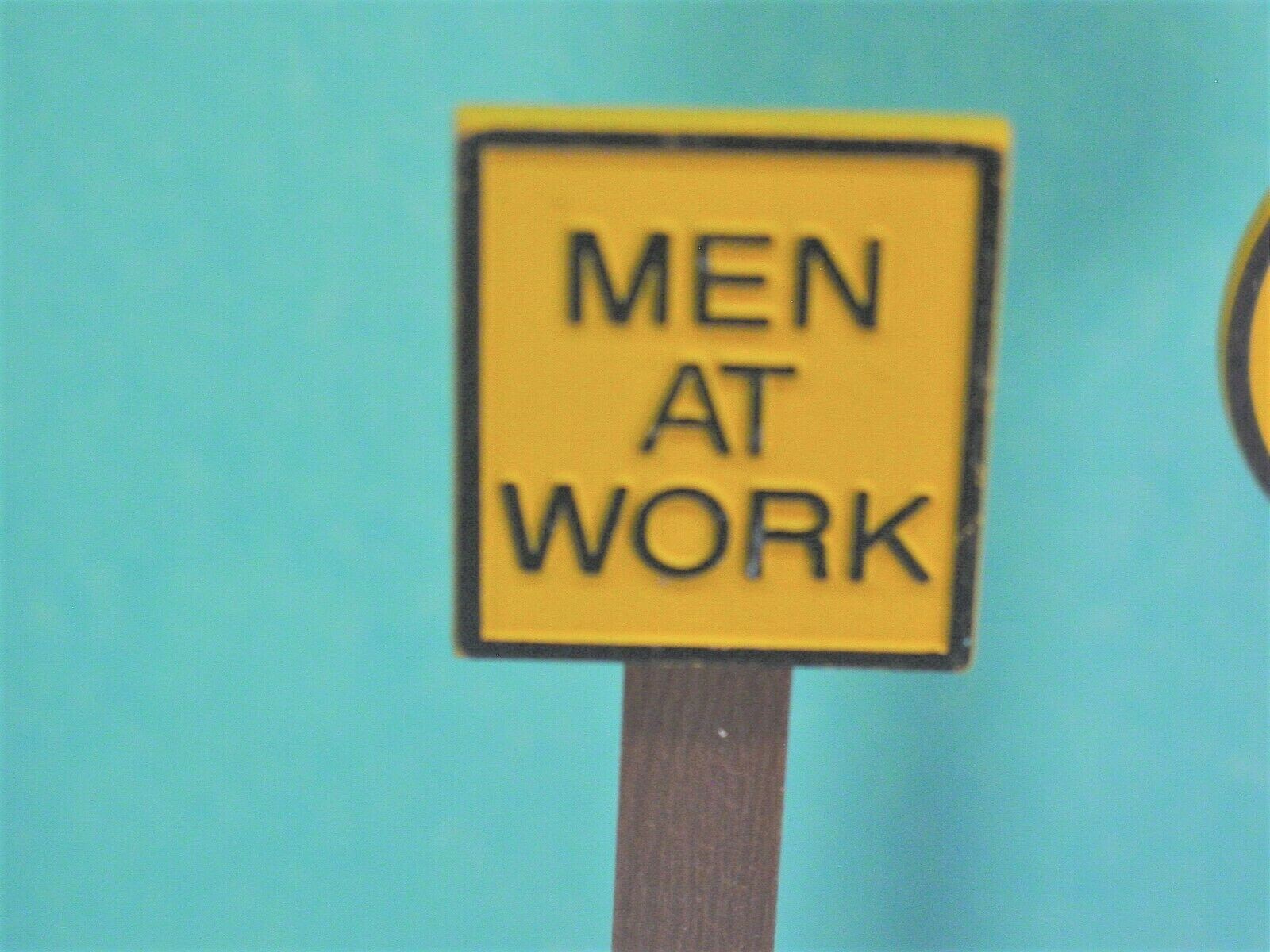 G Scale Life Like 4 Railroad Signs, Station One Mile, Stop, RR, Men at Work