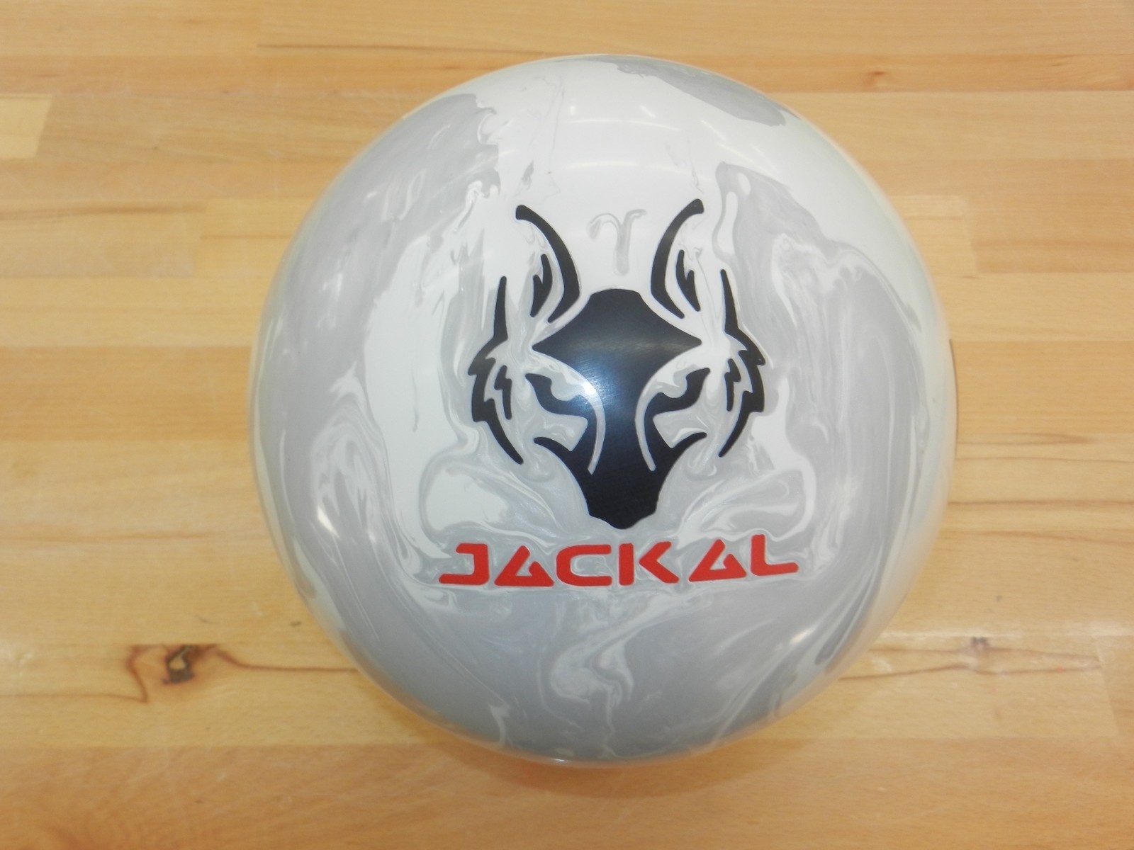 NIB 15# Motiv Jackal ExJ Limited Edition Bowling Ball - 15.2