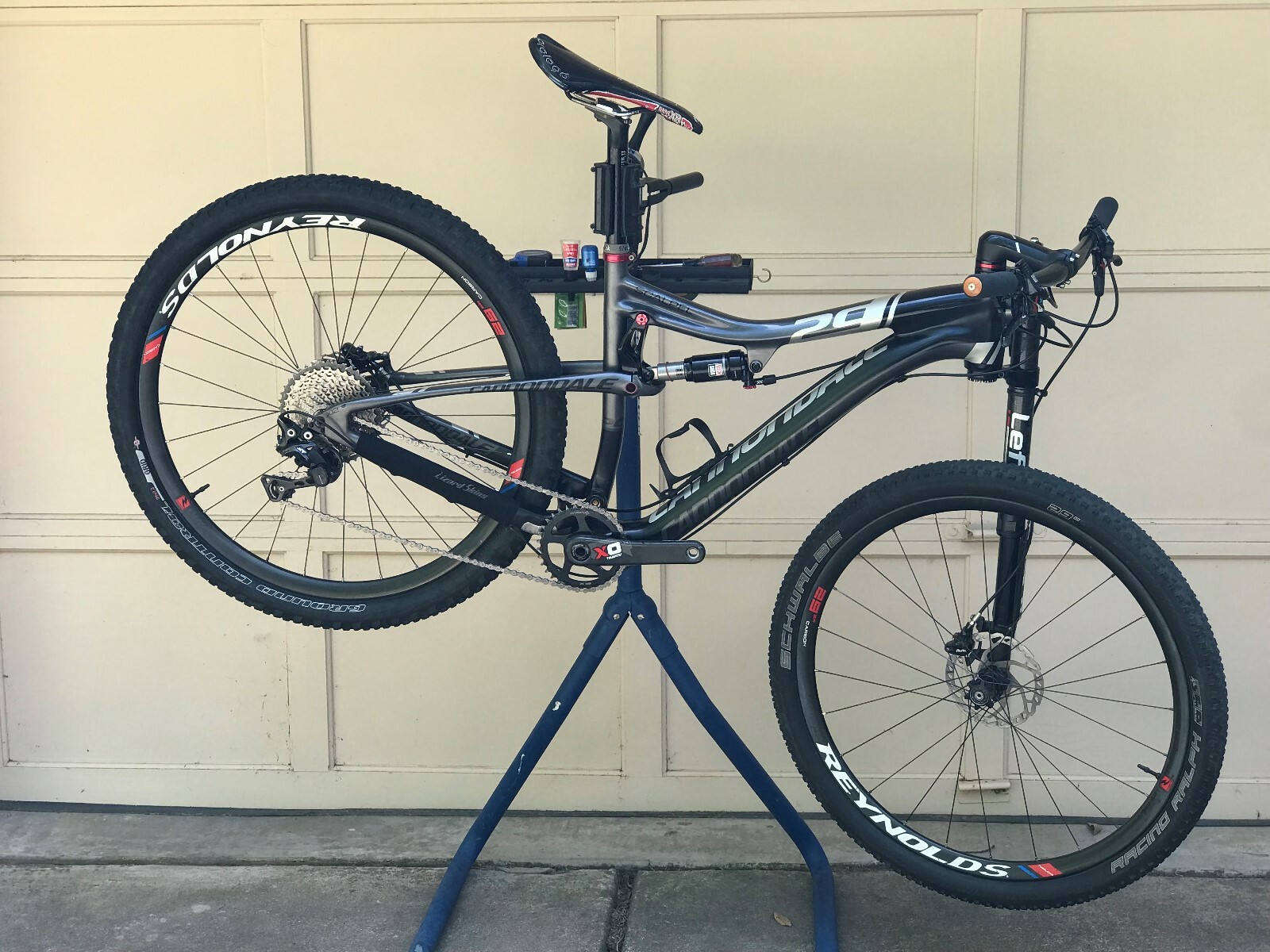 Cannondale Scalpel 29er Carbon 1 Hi-Mod 2013 Size Medium (Carbon Lefty)-LEFTY-29