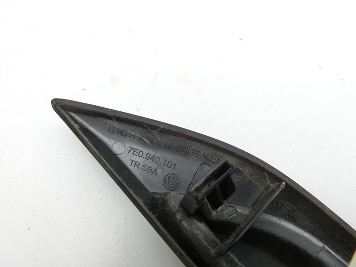 VW T6 7E 15-19 Blinker Blinkleuchte Links orig VW T6 7E 15-19 30.08.2016 7E0949101 gebraucht Vorschau 5