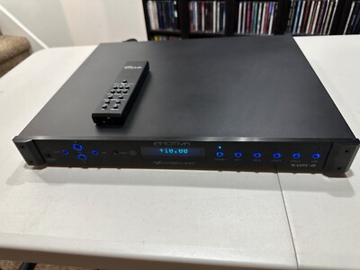 EMOTIVA XDA-2 GEN-2 in Mint condition. It comes in the original box, with manual