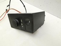 BMW F01 F04 7er AH7 08-12 Aux-IN Buchse Audiobuchse und 12V Steckdose BMW F01 F04 7er AH7 08-12 01.06.2011 gebraucht Vorschau 4