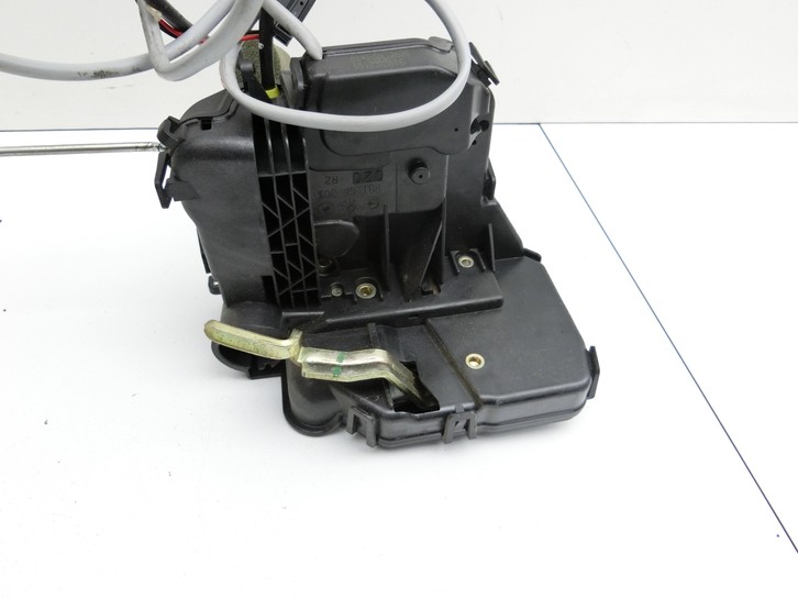 Mercedes CL203 C200K 04-08 Coupe Türschloss m. ZV Stellmotor Rechts Vorne Mercedes CL203 C200K 04-08 04.05.2005... Vorschau 4