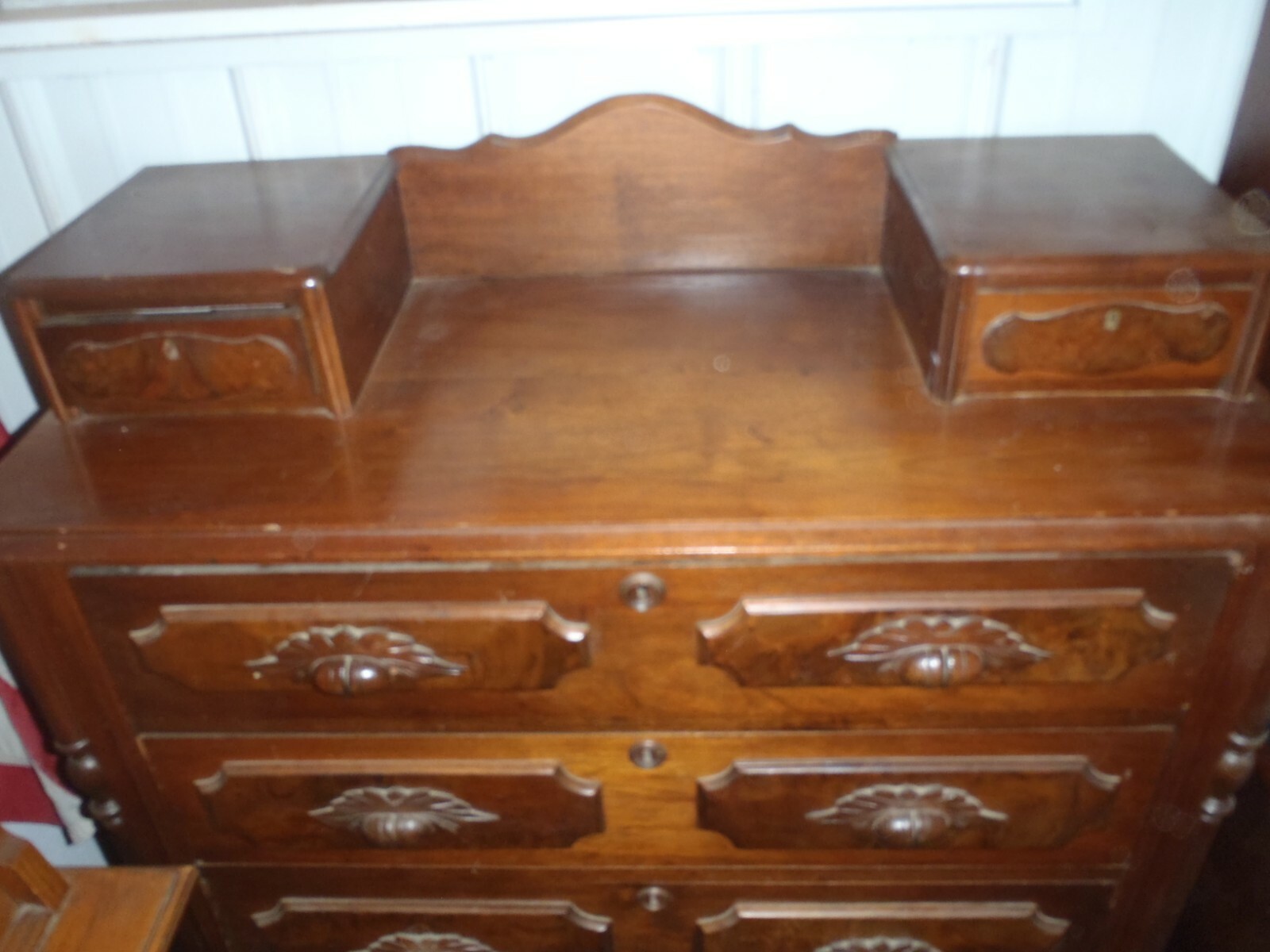 VINTAGE SOLID OAK WOOD  DRESSER,NICE