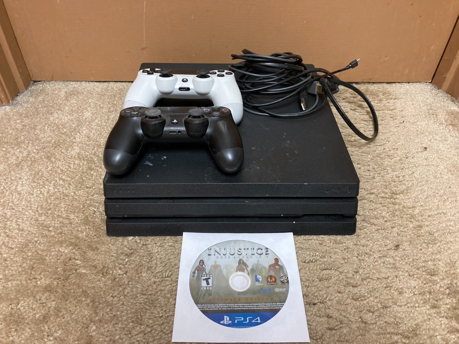 Sony PlayStation 4 PS4 Pro 4K 1TB System Console Bundle w/ 2 Sony PlayStation 4 PS4 Pro 4K 1TB System Console Bundle w/ 2