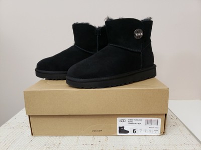 ugg turnlock bling