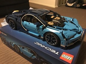 Lego technic бугатти
