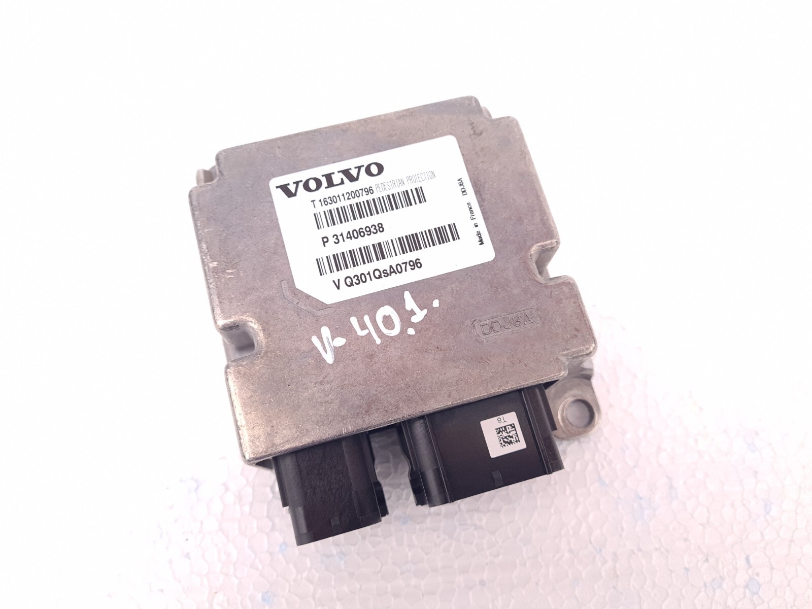 カール VOLVO V40 V40CC PEDESTRIAN SRS MODULE ECU 31406938 RHD | eBay