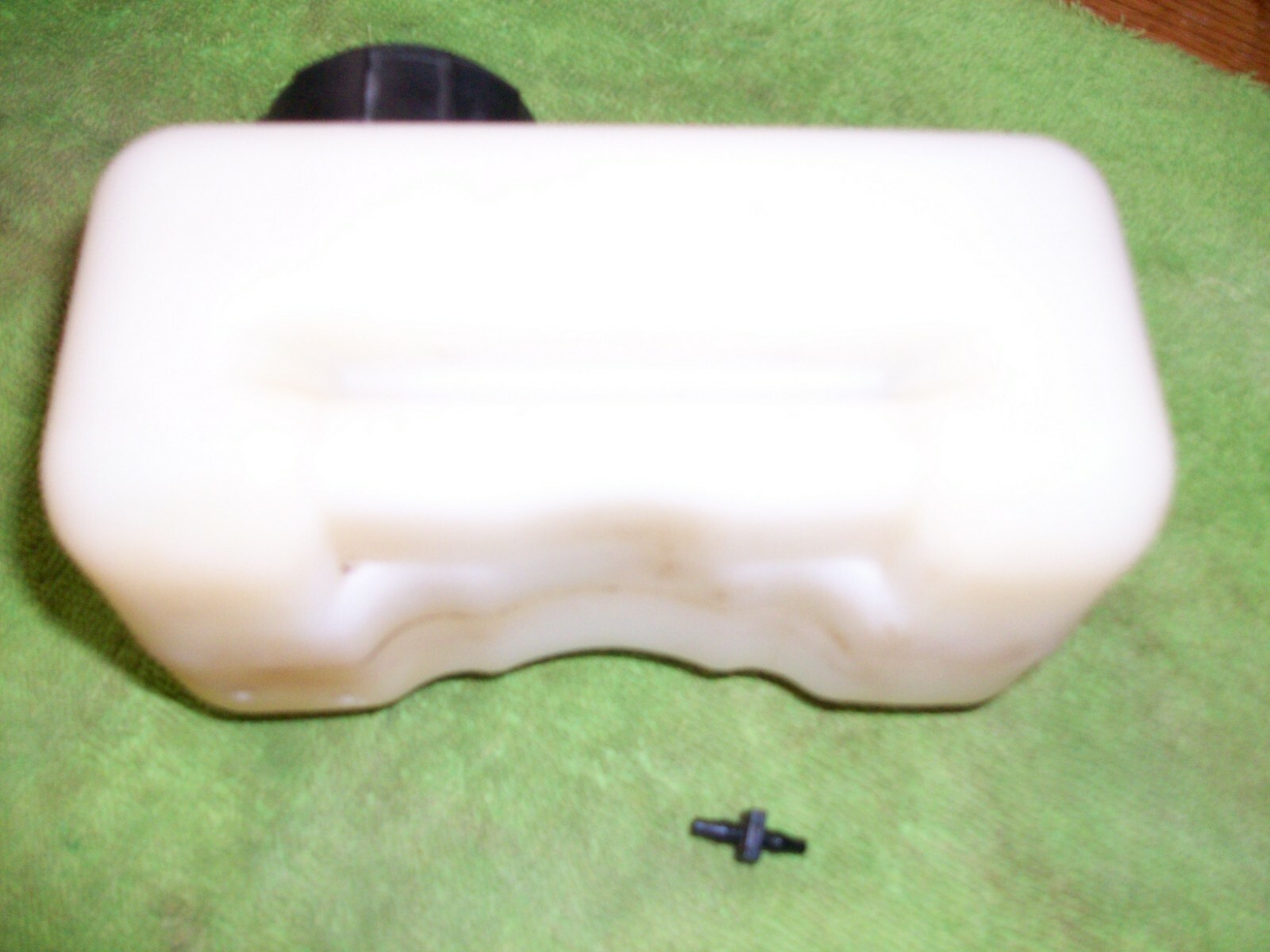 Bolens BL410 Cultivator Tiller Original Equipment Fuel Tank with Lid, #753-04306