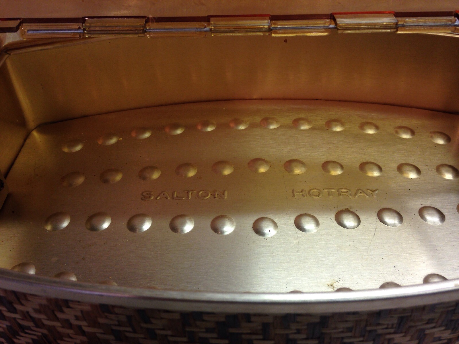 Salton Bun Warmer Model W 8–4 Vintage Art Deco Look Basket Rare Model