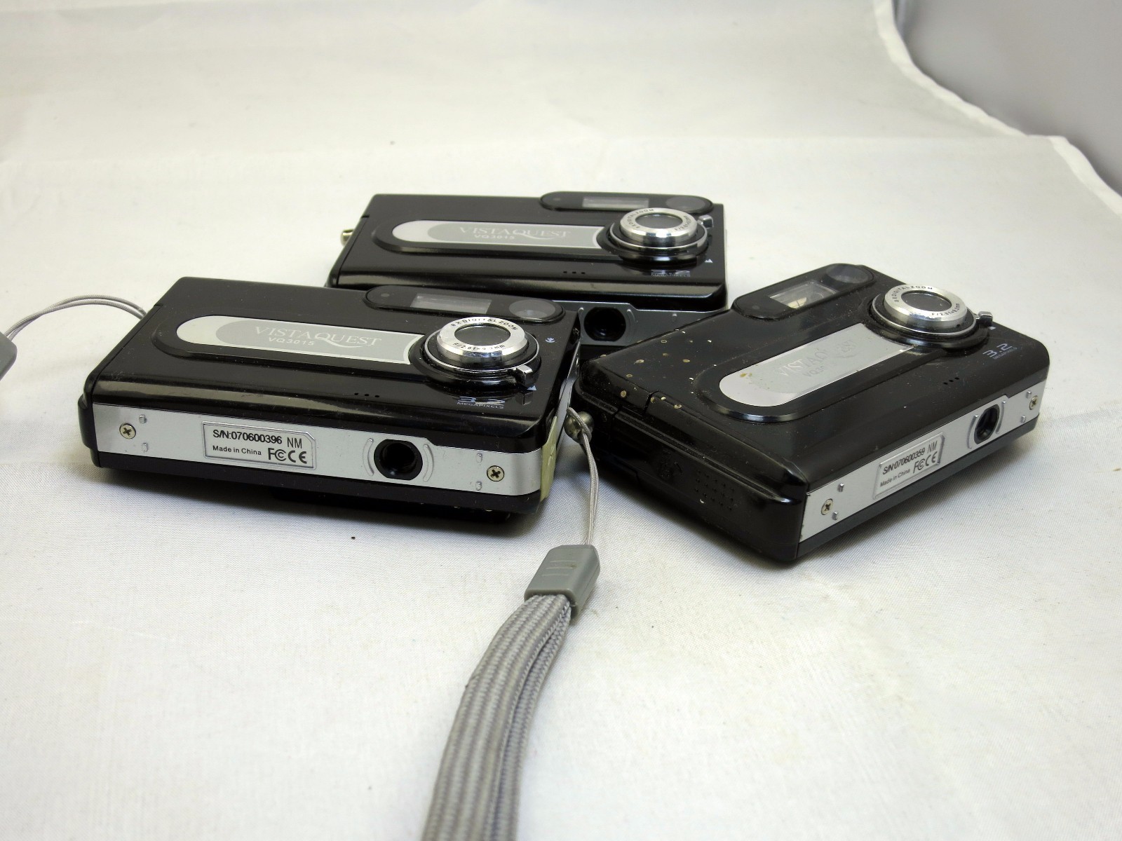 VistaQuest VQ 3015 camera for parts not working (lot of