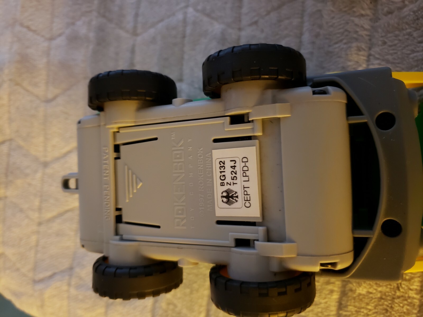 Rokenbok Systen RC Green Classic Loader Dump Truck With 20 Balls