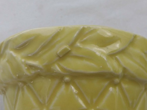 Vintage McCoy Planter, Yellow Quilted Pattern Leaf Trim, Approx. 3 1/2